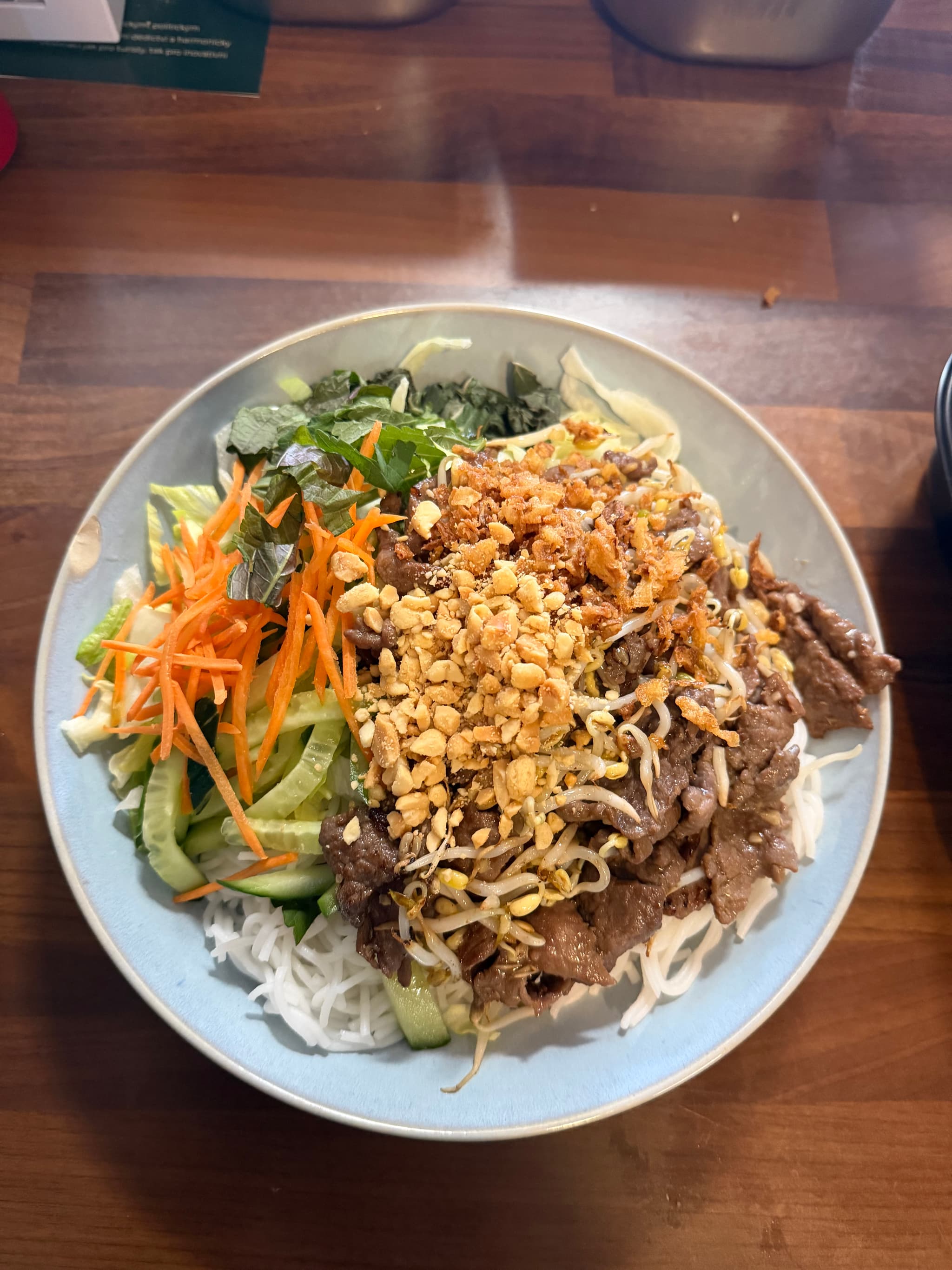 Bun Bo Nam Bo s hovězím masem